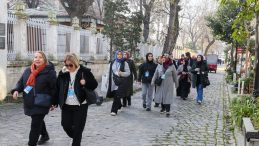 KÜÇÜKÇEKMECELİ KADINLAR İSTANBUL’U YENİDEN KEŞFEDİYOR