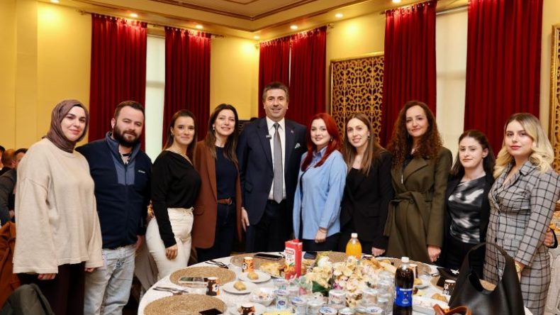 Başkan Güzel, belediye personeli ile iftar sofrasında buluştu